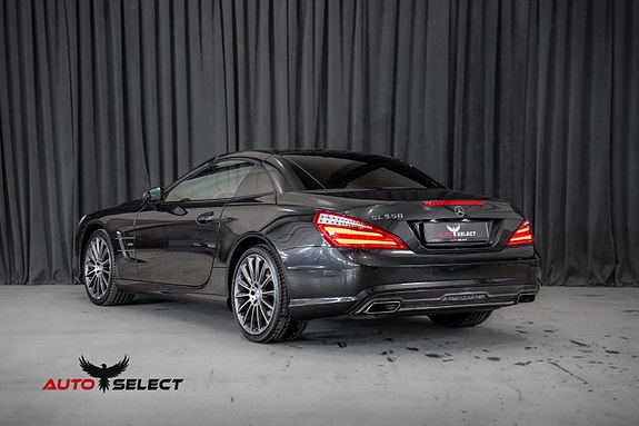 Mercedes-Benz SL500 11 of 30