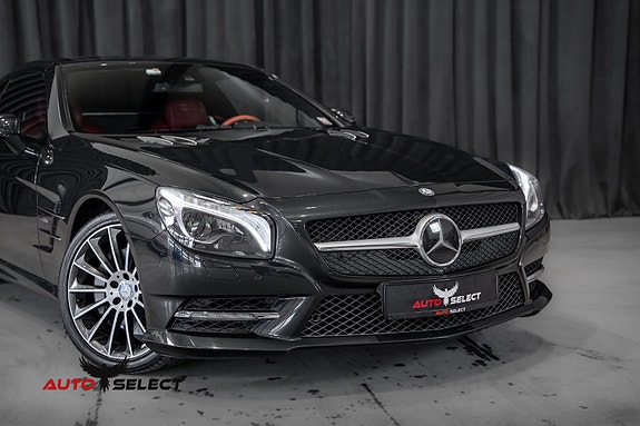 Mercedes-Benz SL500 4 of 30