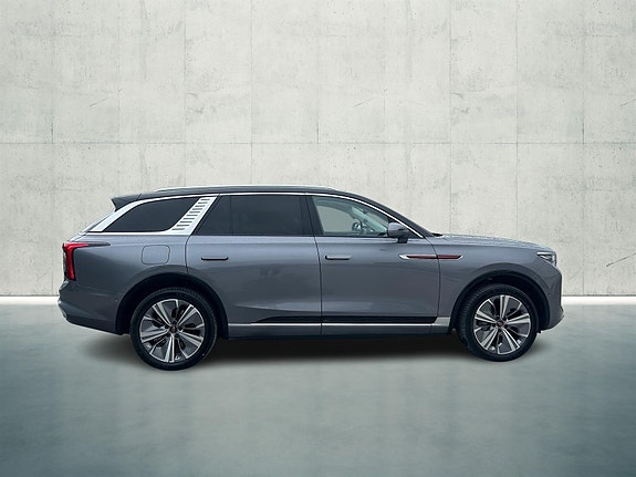 Hongqi E-HS9 4 of 30
