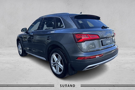 Audi Q5 3 of 28