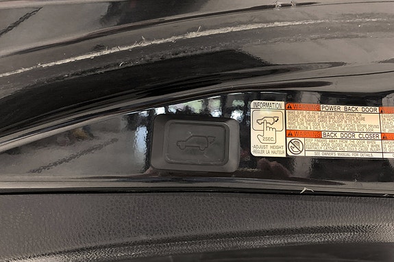 Toyota RAV4 13 of 14
