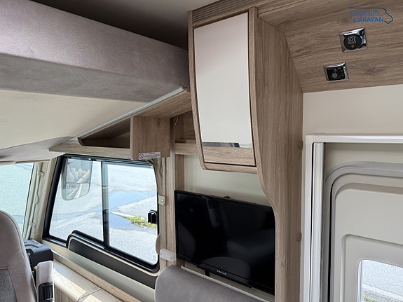 Eura Mobil IL 720 QB - Queenbed - AC Bodel - Automat 15 of 30