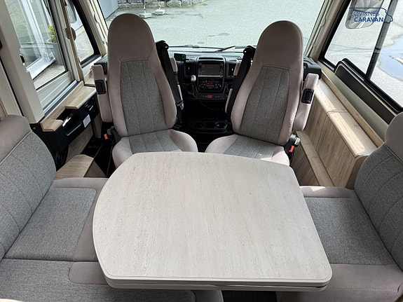 Eura Mobil IL 720 QB - Queenbed - AC Bodel - Automat 10 of 30