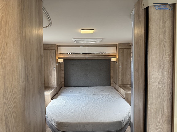 Eura Mobil IL 720 QB - Queenbed - AC Bodel - Automat 27 of 30