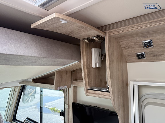 Eura Mobil IL 720 QB - Queenbed - AC Bodel - Automat 16 of 30