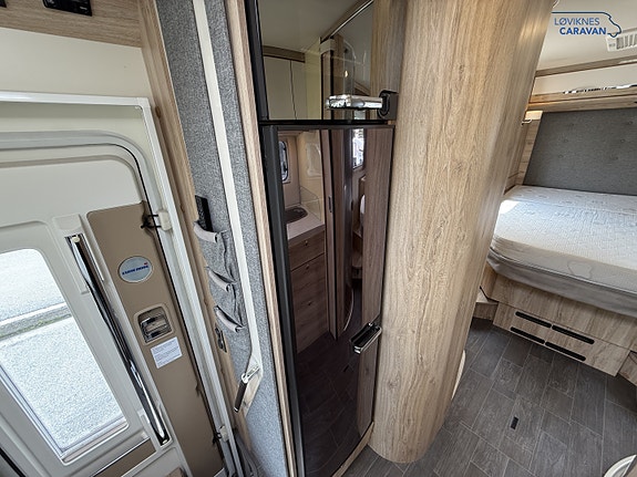 Eura Mobil IL 720 QB - Queenbed - AC Bodel - Automat 25 of 30