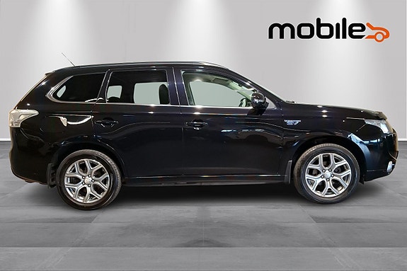 Mitsubishi Outlander 2 of 27