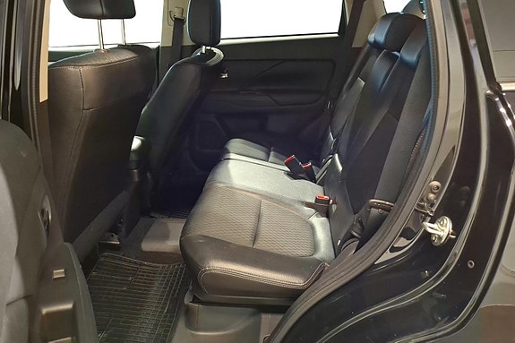 Mitsubishi Outlander 7 of 27