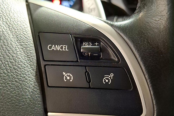 Mitsubishi Outlander 16 of 27