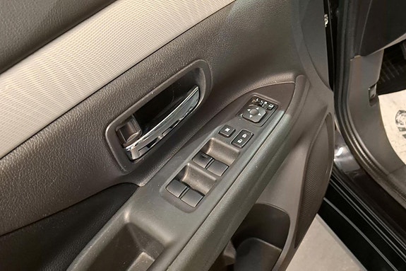 Mitsubishi Outlander 17 of 27