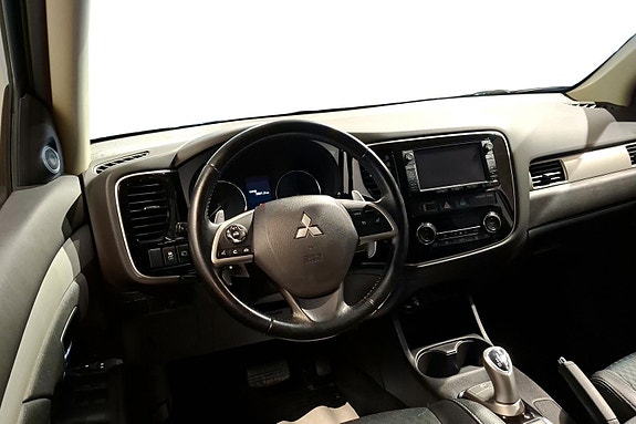 Mitsubishi Outlander 6 of 27