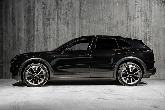 Porsche Cayenne 4 of 30