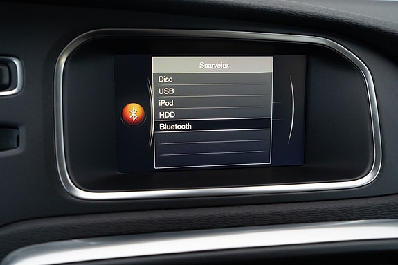Volvo V40 Cross Country 23 of 30