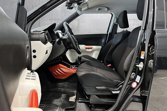 Suzuki Ignis 8 of 17