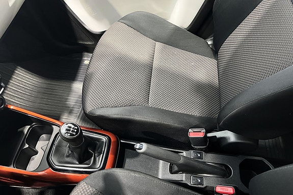 Suzuki Ignis 14 of 17