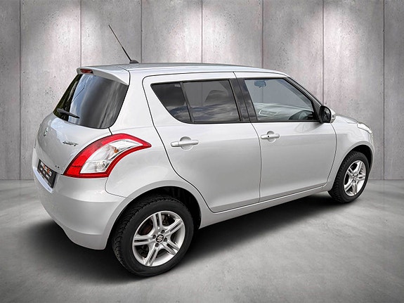 Suzuki Swift 4 of 11