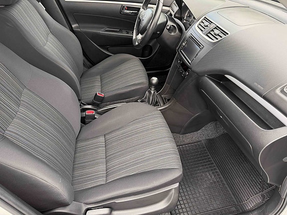 Suzuki Swift 8 of 11