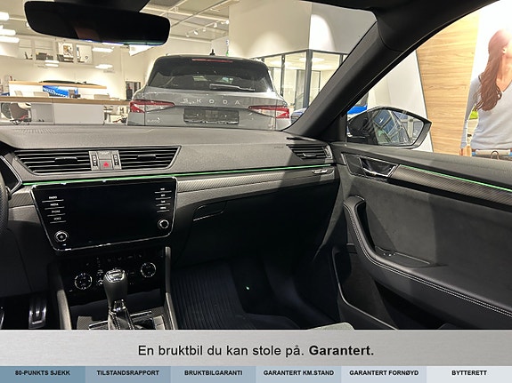 Skoda Superb 11 of 18