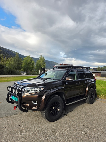 Toyota Land Cruiser 6 of 24