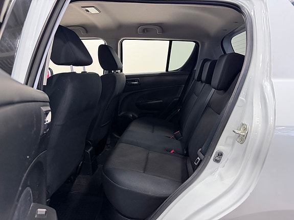 Suzuki Swift 8 of 18