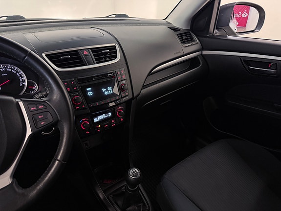 Suzuki Swift 14 of 18