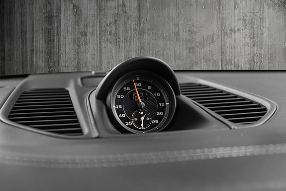 Porsche 911 GT3 25 of 30