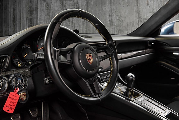 Porsche 911 GT3 30 of 30