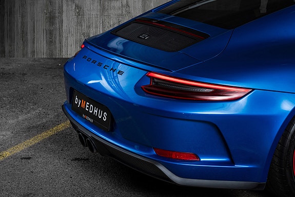 Porsche 911 GT3 5 of 30