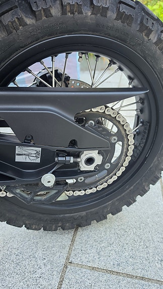 Husqvarna Norden 901 Expedition 19 of 22