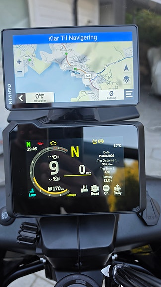 Husqvarna Norden 901 Expedition 12 of 22