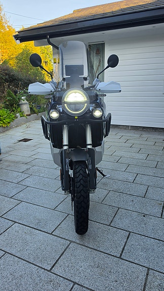 Husqvarna Norden 901 Expedition 8 of 22