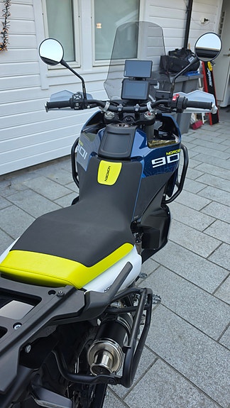 Husqvarna Norden 901 Expedition 5 of 22