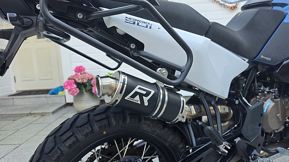 Husqvarna Norden 901 Expedition 7 of 22
