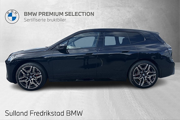 BMW iX 2 of 30