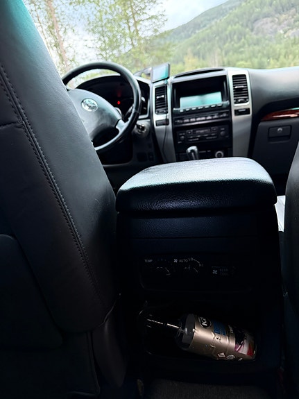 Toyota Land Cruiser 23 of 30