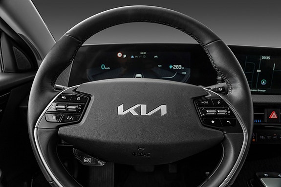 Kia EV6 11 of 27