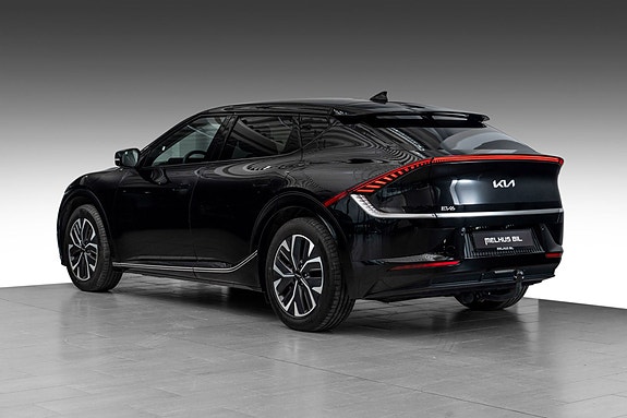 Kia EV6 5 of 27