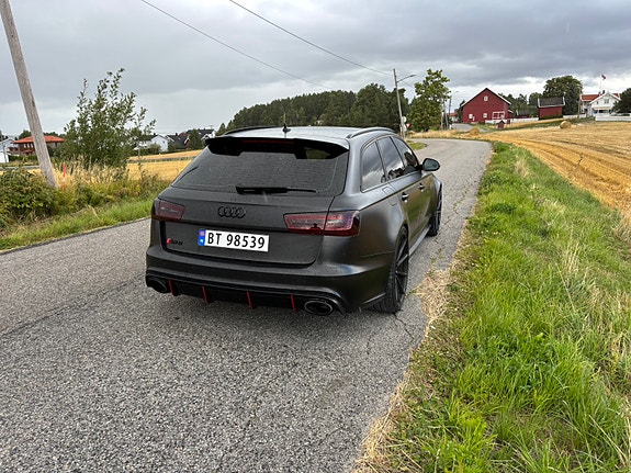 Audi RS6 3 of 9