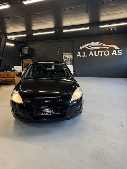 Kia Ceed 3 of 30
