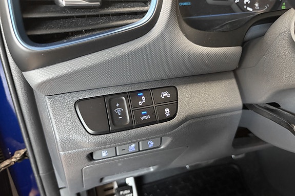 Hyundai IONIQ 15 of 30