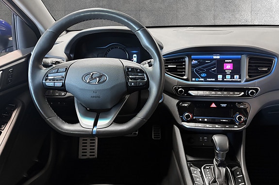 Hyundai IONIQ 12 of 30
