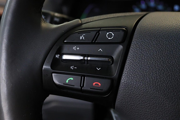 Hyundai IONIQ 17 of 30