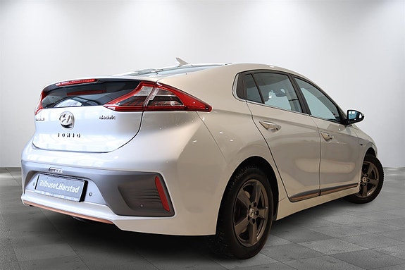 Hyundai IONIQ 3 of 30