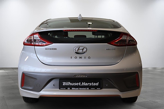 Hyundai IONIQ 4 of 30