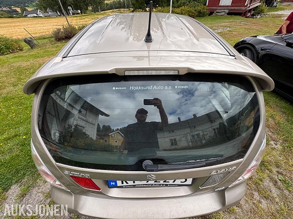 Suzuki Liana 16 of 30