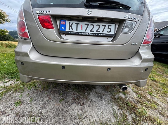 Suzuki Liana 11 of 30