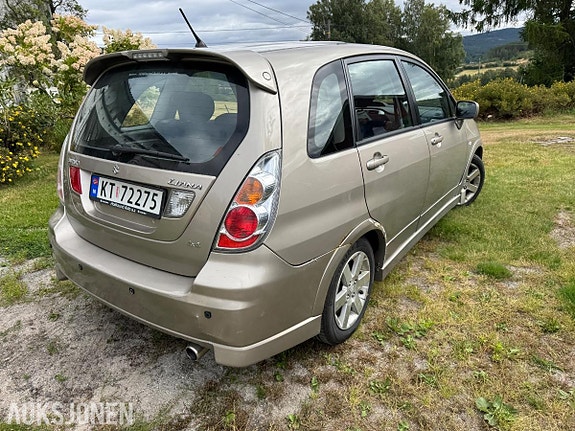 Suzuki Liana 8 of 30