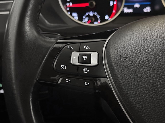 Volkswagen Tiguan 20 of 25