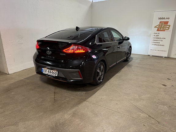 Hyundai IONIQ 9 of 30