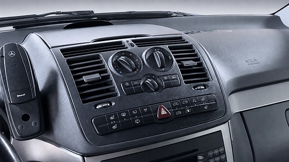 Mercedes-Benz Viano 20 of 22